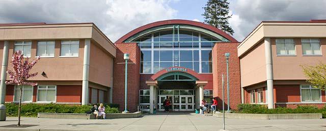 GLENEAGLE SECONDARY SCHOOL PERFIL DEL COLEGIO mbre del colegio Ubicación Gleneagle Secondary School Coquitlam (British Columbia) Nº total alumnos 1.