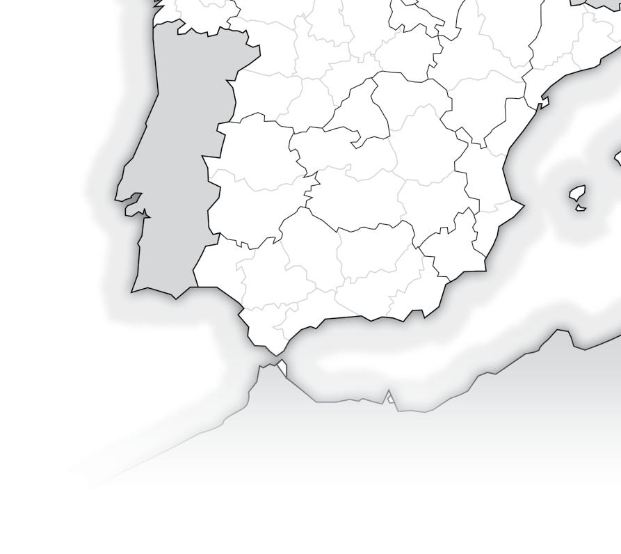 icha Mirad atentamente el mapa de España del Libro del