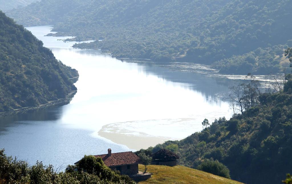 Meandros del Río Tajo en Baldío Grande, Carbajo, Cáceres- Portugal.