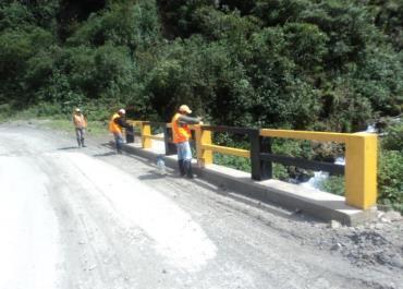 MICROEMPRESAS DE CONSERVACIÓN VIAL TRABAJOS Tufiño Maldonado Chical Peñas Blancas y Chical - Gualchán (154.06 km): Mantenimiento rutinario a través de 8 asociaciones de conservación vial.