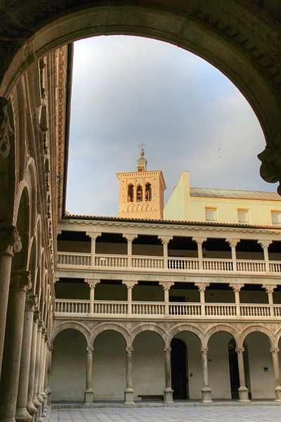 Desde el Centro de Mayores se organiza una visita al Convento de San Pedro Mártir, para ver sus tres