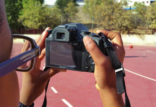 Taller de fotografía Los participantes aprenderán los aspectos técnicos fundamentales del proceso fotográfico.