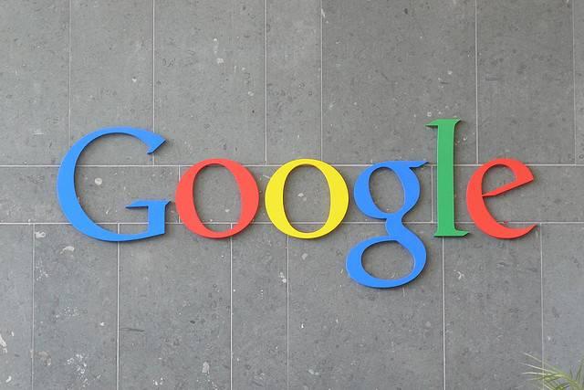 7.- Google avisa Sin versión responsive en tu web desapareces el 21 de abril.