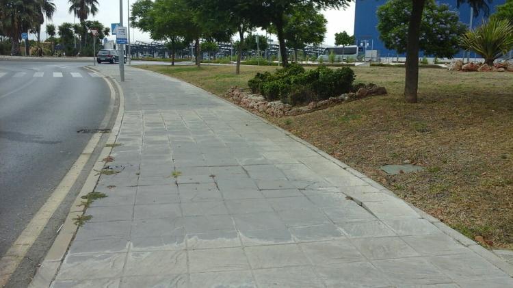 Inicio: Distrito: 08 Churriana Varias Reparación de incidencias en calles: Algeciras Ctra.