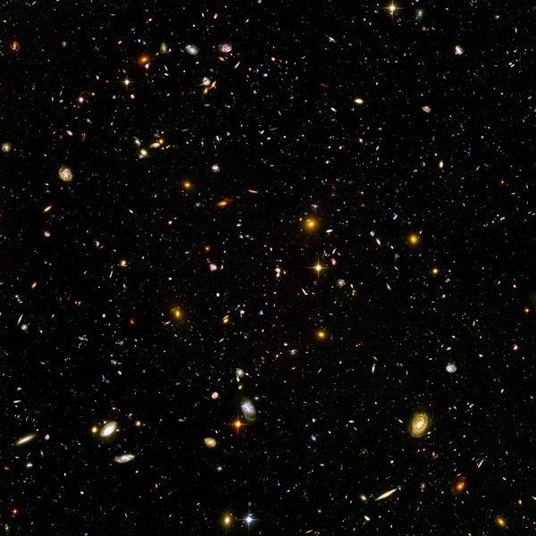 Campo ultraprofundo del Hubble. Las galaxias más lejanas se encuentran a casi 13.