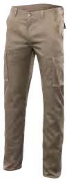 INDUSTRIA BASE PANTALONES 63 Diseño actual Pantalones multibolsillos con cortes y diseños más actuales.