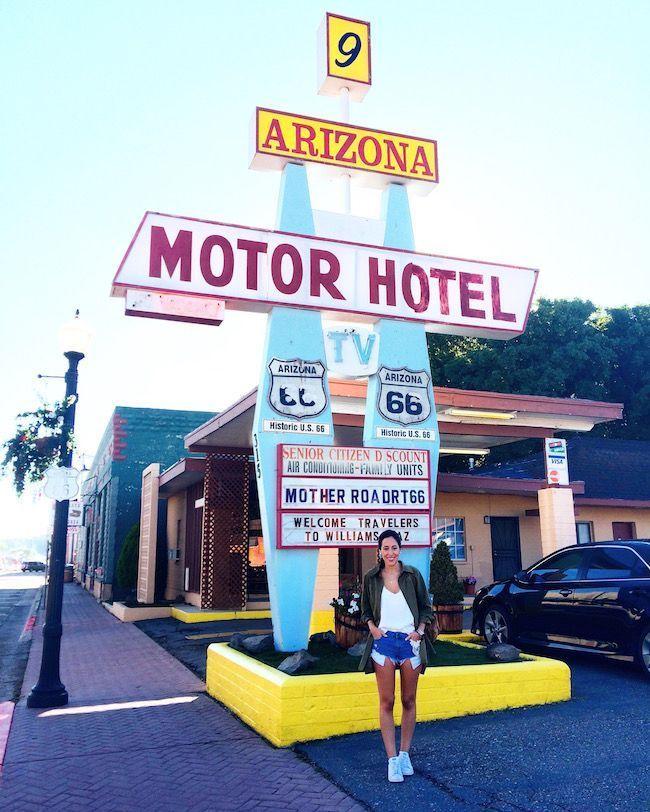 Williams Aquí nos alojamos en el 9 Arizona Motor Hotel, un motel muy sencillo en pleno centro del pueblo. Podéis leer nuestra crítica en este post.