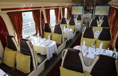 Vagónes Restaurante En el tren existen vagones restaurantes que sirven desayuno, comida