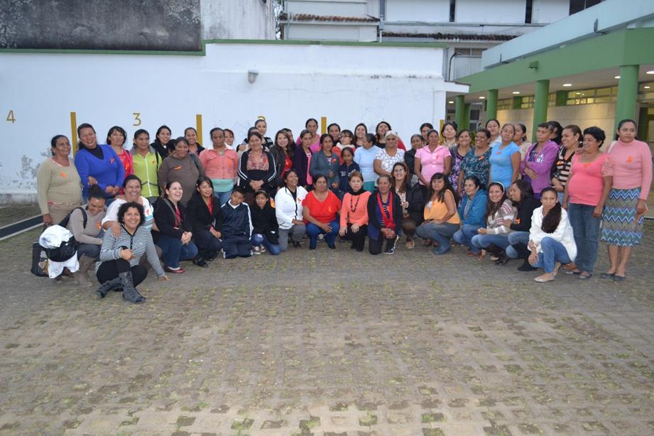 Encuentro entre mujeres de comunidades en contextos de migración con el objetivo de generar un espacio de encuentro e intercambio participativo entre mujeres de comunidades de origen de migración,