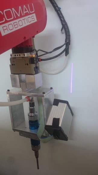 Digitalizador compacto anclado en robot
