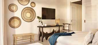 Las habitaciones Club (Junior Suites y suites) equipadas con cama Queen Size/King Size, zapatillas, albornoz, servicio de té y café, caja fuerte.