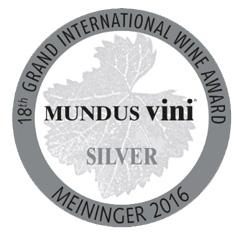 2015 Distinción Somellier Wine Awards 2015 Añada 2011 91 puntos Guía Peñín 2014 Guía Vinos Imbatibles David Seijas