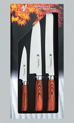 Juego 3 cuchillos, incluye: - Cuchillo chef 210 mm - Cuchillo utilitario 120 mm - Cuchillo para pan 230 mm Art.