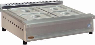 En los modelos eléctricos el calentamiento está garantizado por resistencias de 1.200 W. Cubetas gastronorm no incluidas de profundidad máxima 150 mm.