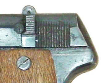 En 1933 figura a su nombre una patente con el enunciado dispositivo para ametrallar en toda clase de pistolas automáticas cortas y largas, de todos los calibres, que según Nelson y Musgrave fue