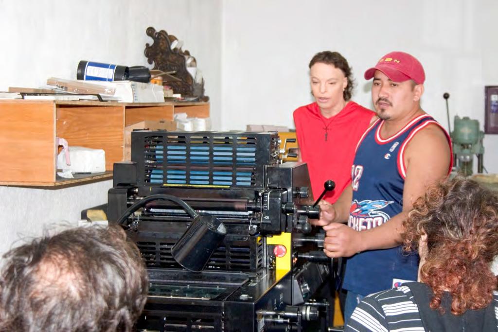 Amèrica Central Grup Editor de la Revista del Discapacitat Ampliació del taller d impremta Transiciones 2. País Guatemala 3. Sectors Discapacitats 4.