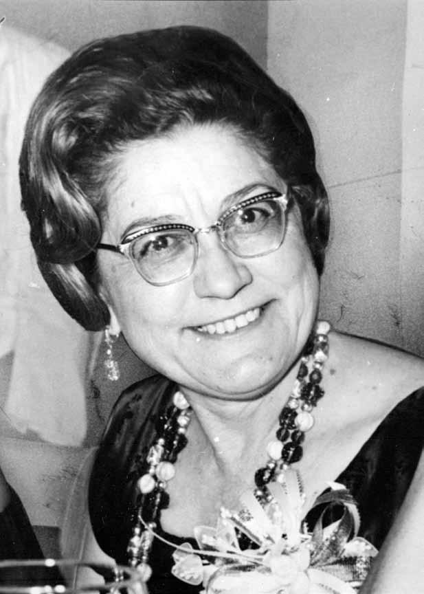 María lavalle urbina [1908-1996] Sin duda, esta campechana fue una precursora de la mujer mexicana independiente y audaz, que se desempeña con éxito en la vida pública de México, haciendo brillar a