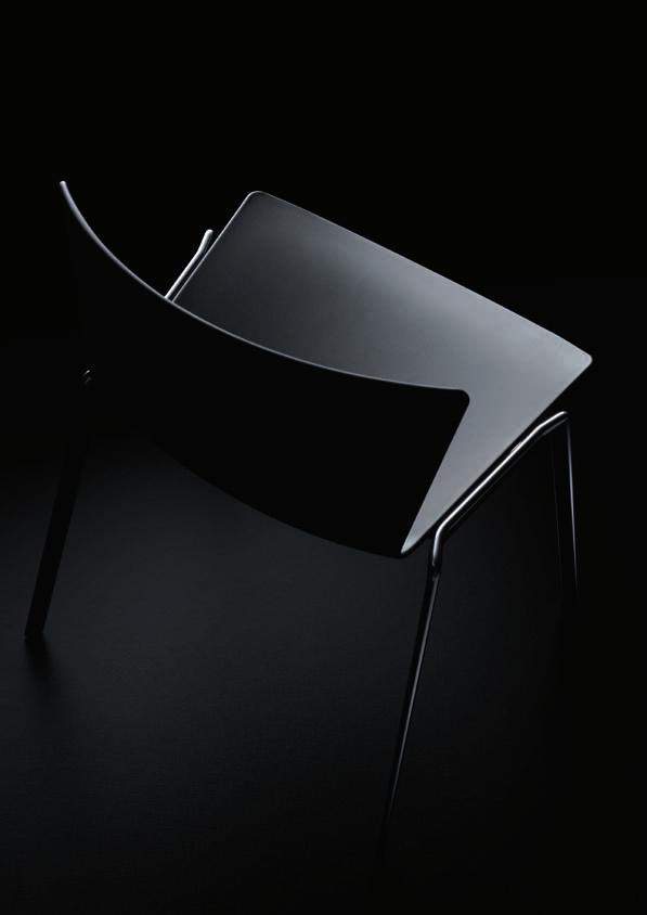 Sillas Chairs Chaises Stühle DESIGN: LIEVORE ALTHERR MOLINA Slam Idea básica El programa de sillas SLAM se compone, de cinco opciones de estructura (aluminio, aluminio con brazos, tubo de acero, tubo