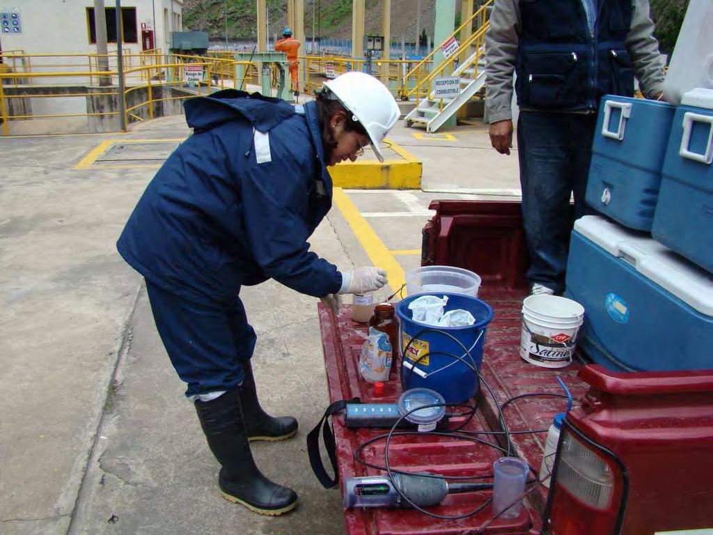 E-08: Preservación de muestra de agua para aceites y