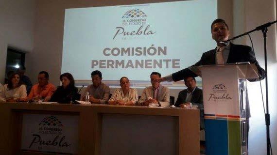 Se solicita al Instituto Electoral del Estado a garantizar la transmisión del Debate entre Candidatos a la gubernatura del Estado de Puebla en todos los canales de televisión abierta del Estado de