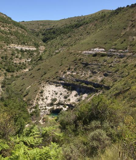 213 x 109 imagen 7 El río Rudrón en Hoyos del Tozo, antes del principal tramo del cañón. FOTO: Miguel Ángel Martín aguas abajo de Miranda de Ebro, vuelve a cruzarse con el Ebro.