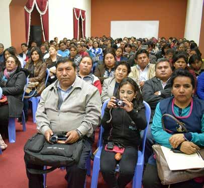 Roberto Iván Aguilar Gómez, presentó la temática Política Educativa Boliviana en el Contexto Internacional en la sede central de la Universidad Pedagógica, el 12 de octubre en la ciudad de Sucre y de