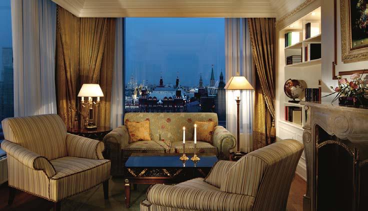 suites: Ritz Carlton, Carlton, Executive Lobby decorado con más de