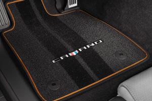 personaliza tu Camaro y te protege la alfombra original del lodo, agua y mugre.