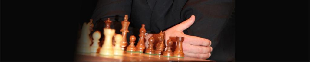 QUIÉN ES QUIÉN: Los jugadores Vassily Ivanchuk Recibe en ciertos círculos de aficionados y profesionales del ajedrez el calificativo de genio por la profundidad de sus ideas, su dominio de
