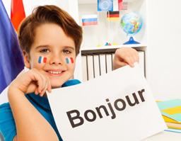 Francés Actividad perfecta para aquellos que quieran iniciarse en el aprendizaje de un nuevo idioma a través de un método activo y comunicativo. Días: Lunes y Miércoles Horario: 16.00 a 17.