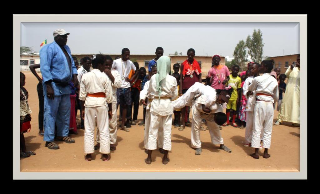 TORNEO SOLIDARIO: Dona ese judogui que se te ha quedado pequeño para el grupo de judo de un pueblo de Senegal con quien colabora la ONG