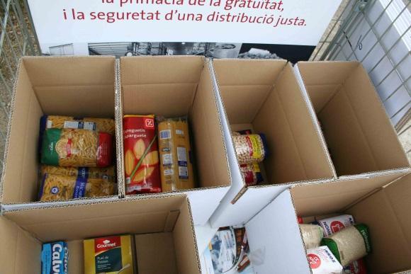 durante los días 20 y 21 de julio en 16 supermercados de las cadenas Montserrat, Caprabo y Carrefour, recogiéndose más de 20.000 kilos de alimentos básicos.