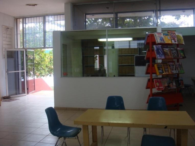 Etapas del trabajo de organización Primera etapa de trabajo Traslado del Archivo a la Biblioteca Municipal Carlos Esqueda.