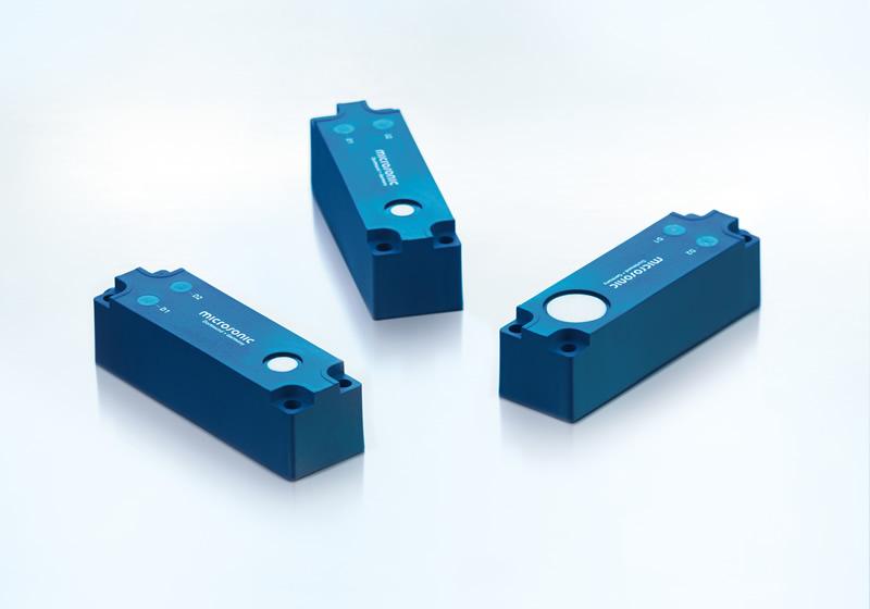 Los sensores ultrasónicos de la serie lcs en carcasa rectangular con están disponibles en tres versiones de equipo con tres diferentes rangos de trabajo.