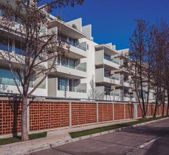 Subterráneos 14.536 m² Pocuro Building, Providencia 7 Floors and 2 Basements 14.