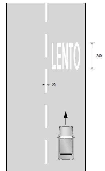 Figura 3.4-10 Ejemplo Demarcación LENTO 3.4.4.3 SOLO Esta leyenda se utiliza para reforzar la indicación de que la pista en que se emplaza está restringida a cierto tipo de vehículos o maniobras.