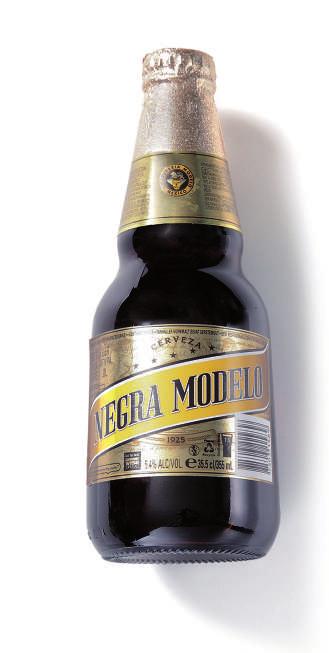 Rosa Negra Lemon IPA 3,90 Coronita Negra Modelo Modelo Especial Pacífico 3,50 Cerveza (caña/copa)