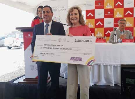 5 millones a la Mutualista Pichincha para créditos de vivienda en la provincia de Manabí, el evento tuvo lugar en los predios destinados para el proyecto
