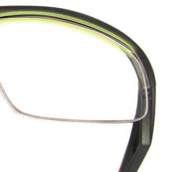 EL SERVICIO DE GRADUADO Ver Sport utiliza los lentes específicos Curve Crossing TM para las gafas de gran curvatura como las