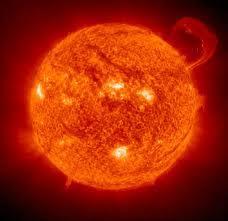 6.1 EL ORIGEN DEL SOL Hace 4.570 M.A. una nebulosa comenzó a contraerse, formando el Sol y los planetas. Por qué se contrajo la nebulosa?