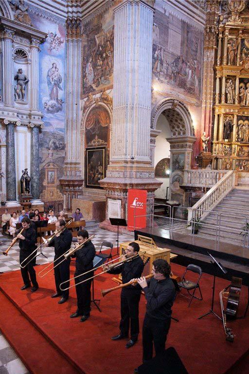 LA DANSERYE, Música Policoral para la Basílica de San Marcos (Venecia), en conmeroración del IV Centenario de la muerte de Giovanni Gabrieli (1612) El Ensemble La Danserye surge debido a la inquietud