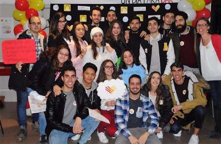 Jesuïtes de Gràcia, en Barcelona, organizaron una comida solidaria para colaborar con la iniciativa de la organización MigraStadium.