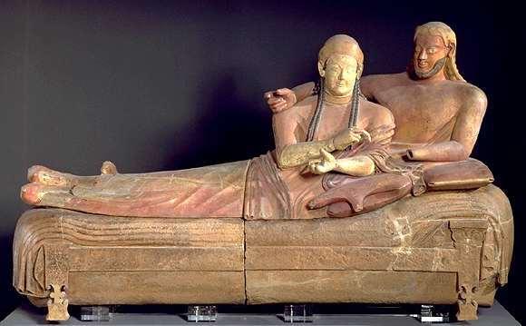 Arte Etrusco Escultura Uso de figuras de terracota.