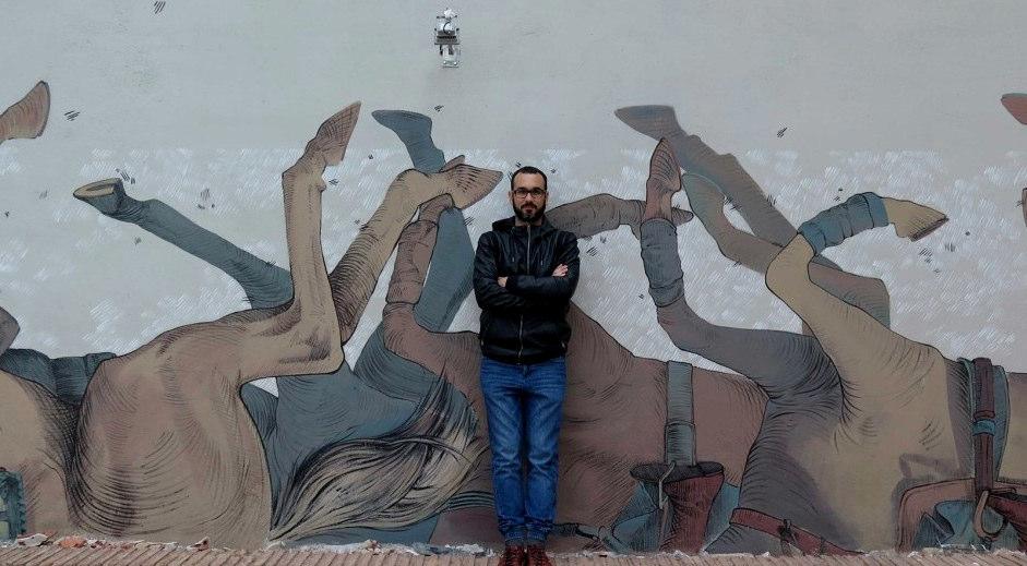JONATAN CARRANZA "SOJO" GRAFFITI / STREET ART (Madrigalejo, Cáceres 1980) Comienza su andadura artística con 12 años de la mano del graffiti, técnica que desarrollaría durante toda la década de los