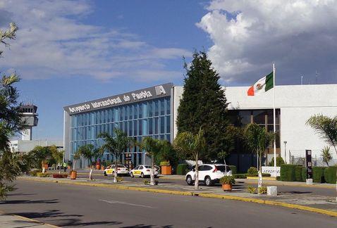 Puebla Interna0onal Airport Hermanos Serdán is located in Huejotzingo, a close municipality to Puebla City (20 minutes driving).