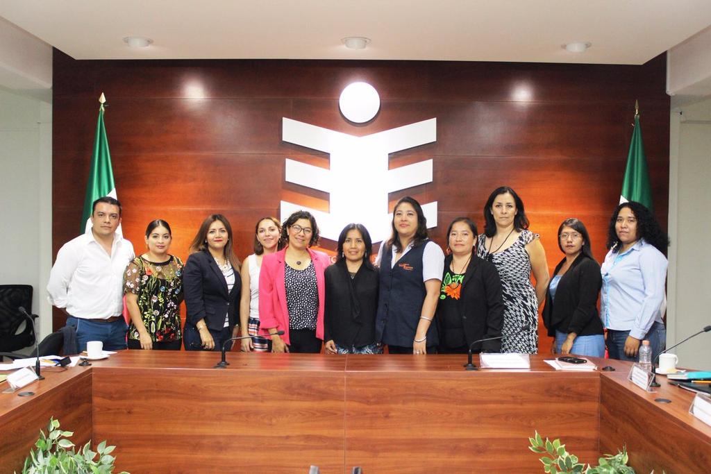 Conferencia Los nuevos retos de la participación política de las mujeres Panel Diálogos para una Cultura Cívica: Mujeres y Poder, Asamblea informativa en el municipios de Santa María Zoquitlán