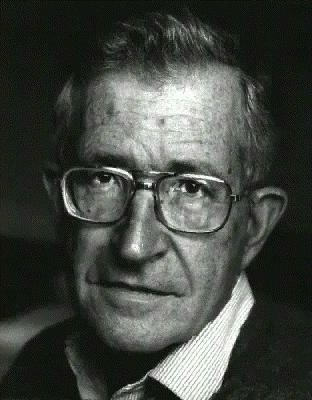 Lingüística En 1956, N. Chomsky comienza el estudio formal de las gramáticas.