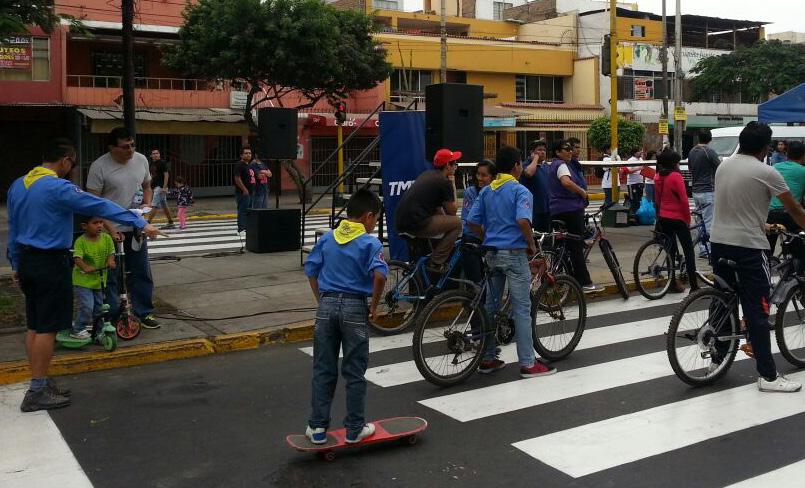 Trujillo En la ciudad de Trujillo, el Grupo Scout Trujillo 152 participó en la marcha de sensibilización