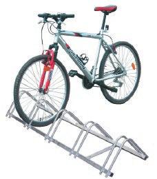 7.2 Aparca bicicletas APARCA BICICLETAS 5 PLAZAS MODULAR INFINITE De acero galvanizado y fijación al suelo Aparca bicicletas modular para 5 plazas en dos piezas de 3+2, acero galvanizado de 30x30 mm.