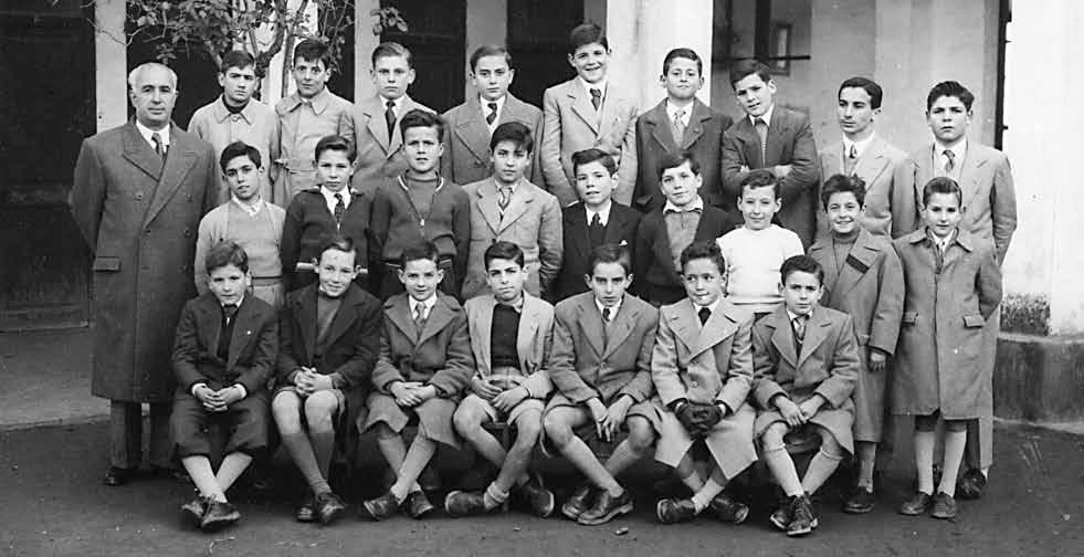 A finals d octubre de 1939 anirà destinat com a director interí a l escola de nens de Cruïlles i d allà passarà a la d Hostalric, el curs 1943-44. A Cruïlles consta com a propietari provisional.